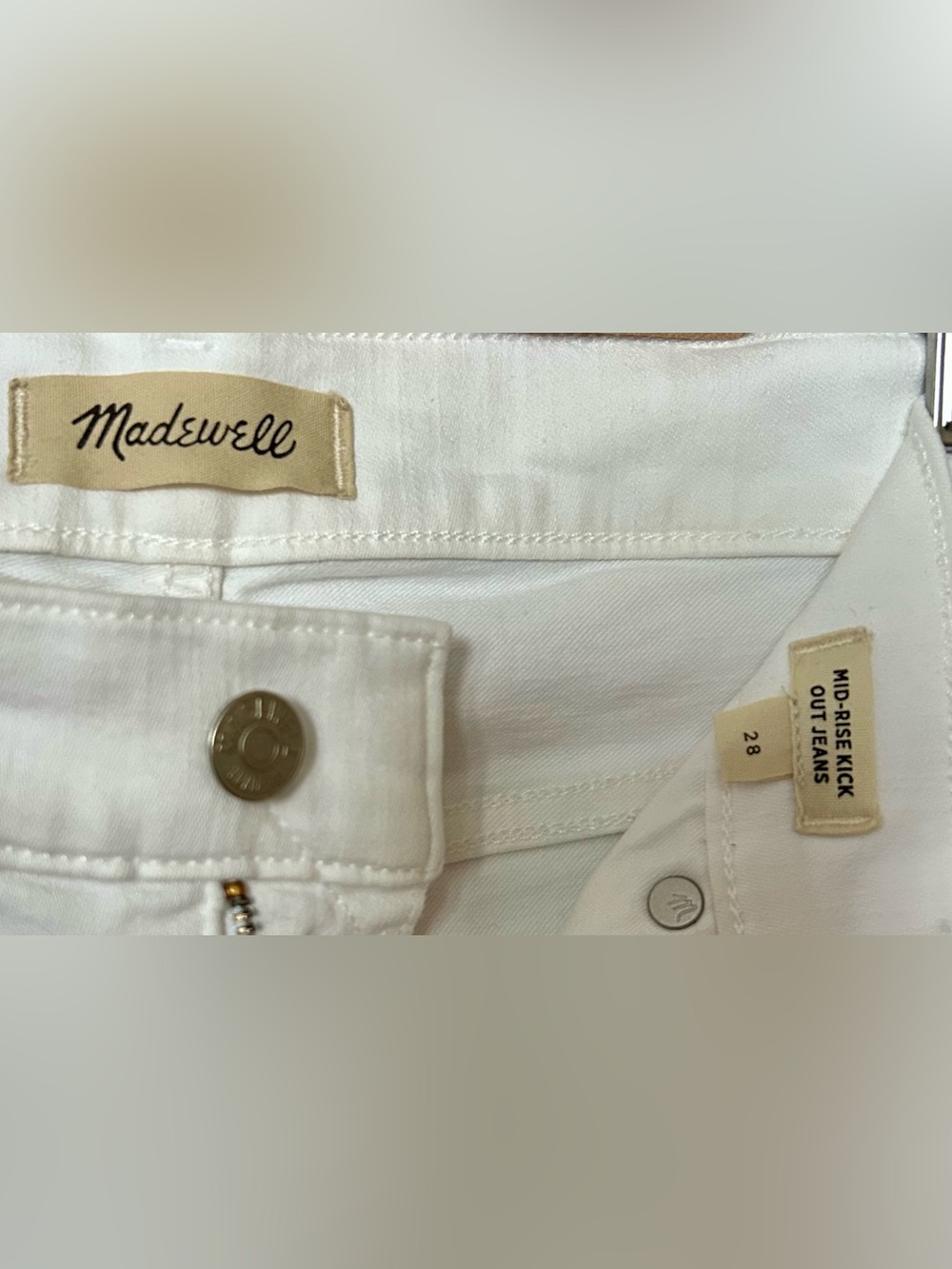 🤍Madewell Kick Out Jeans🤍 - Picture 3 of 4